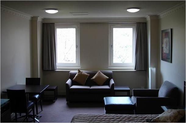 Hyde Park inn, room view of uPVC tilt & turn windows